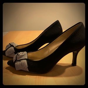 Caparros Pumps size 6 worm once.